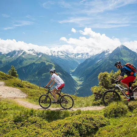 Alpengondel - By Alpenluxus Collection *
